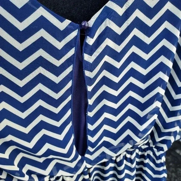 Speechless Womens Blue & White Chevron Dress Size XL. - Picture 10 of 11